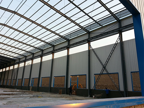 鋼結(jié)構(gòu)簡(jiǎn)易廠房-簡(jiǎn)易鋼結(jié)構(gòu)廠房
